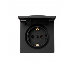 Розетка с заземлением с крышкой