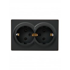 Розетка с заземлением двойная